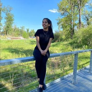 Meet your Posher, Priya